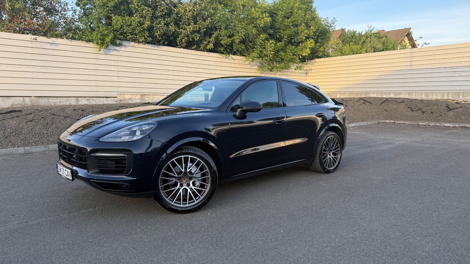 PORSCHE Cayenne Coupe E-Hybrid Pano/Head-Up Sport Paket