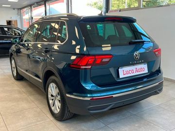 Volkswagen Tiguan - 6