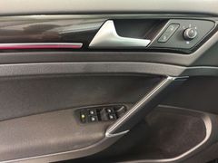 VW Golf GTI BMT Automatik Navi PDC Bi-Xenon SHZ