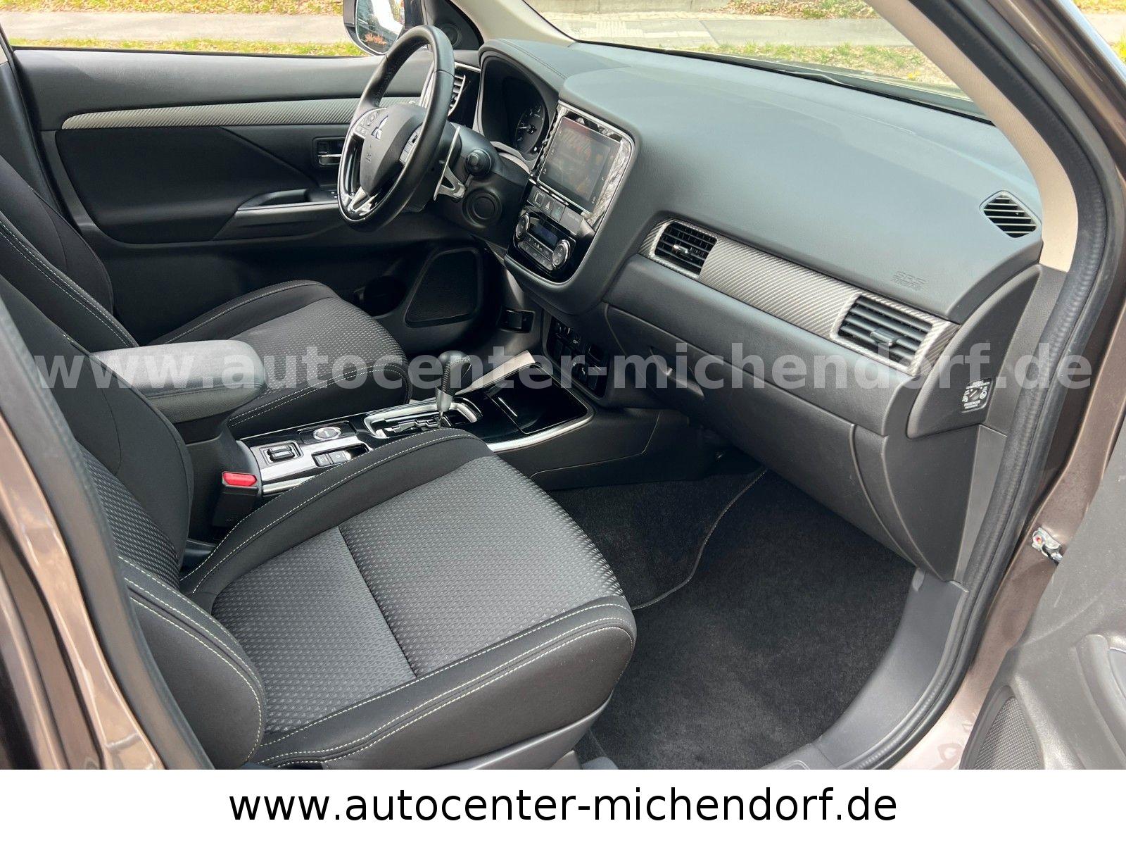 Mitsubishi Outlander *Automatik*AHK*8Fach bereift*4WD