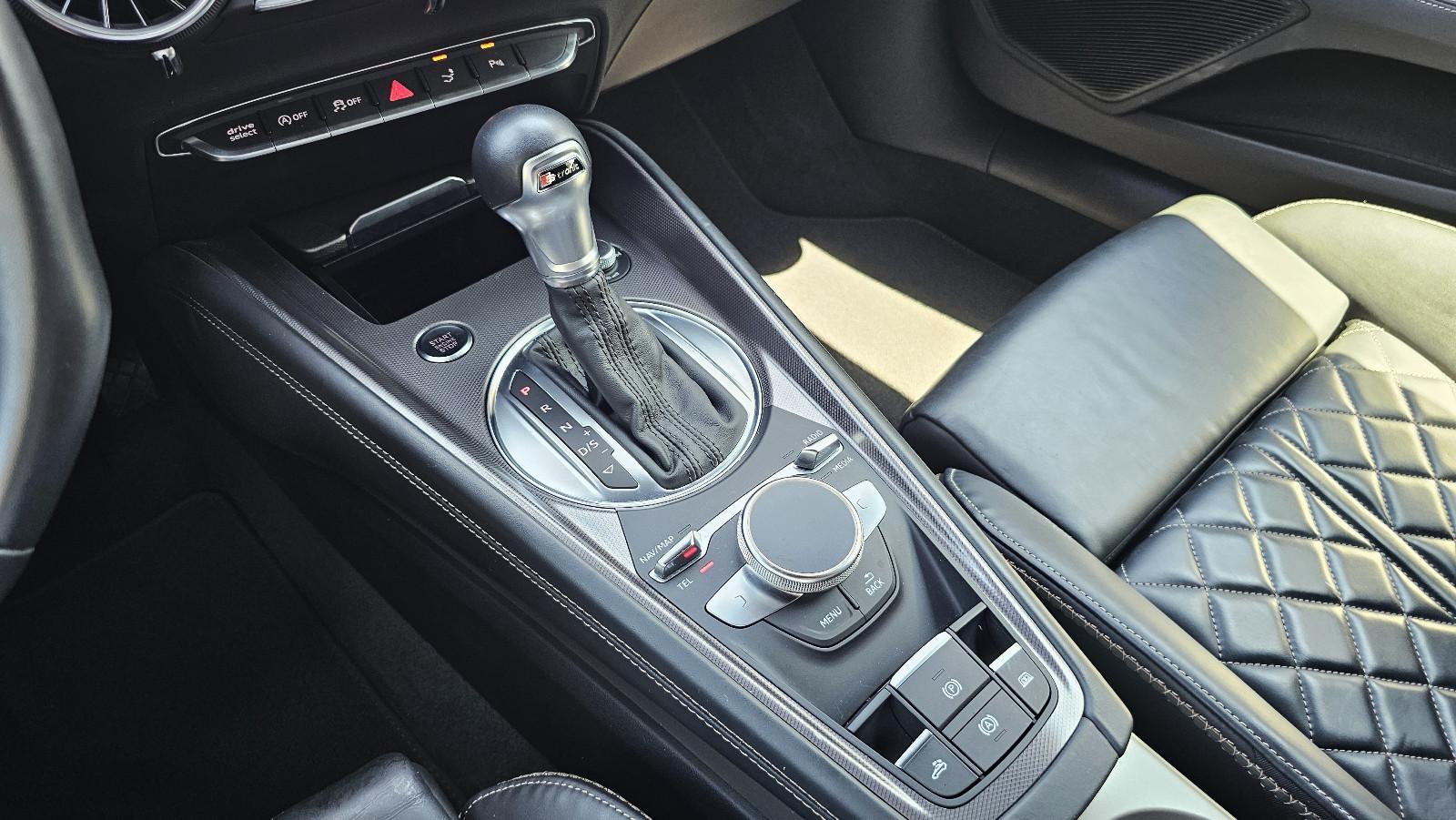 Audi TT Roadster 40 TFSI S-tronic S line Exclusive