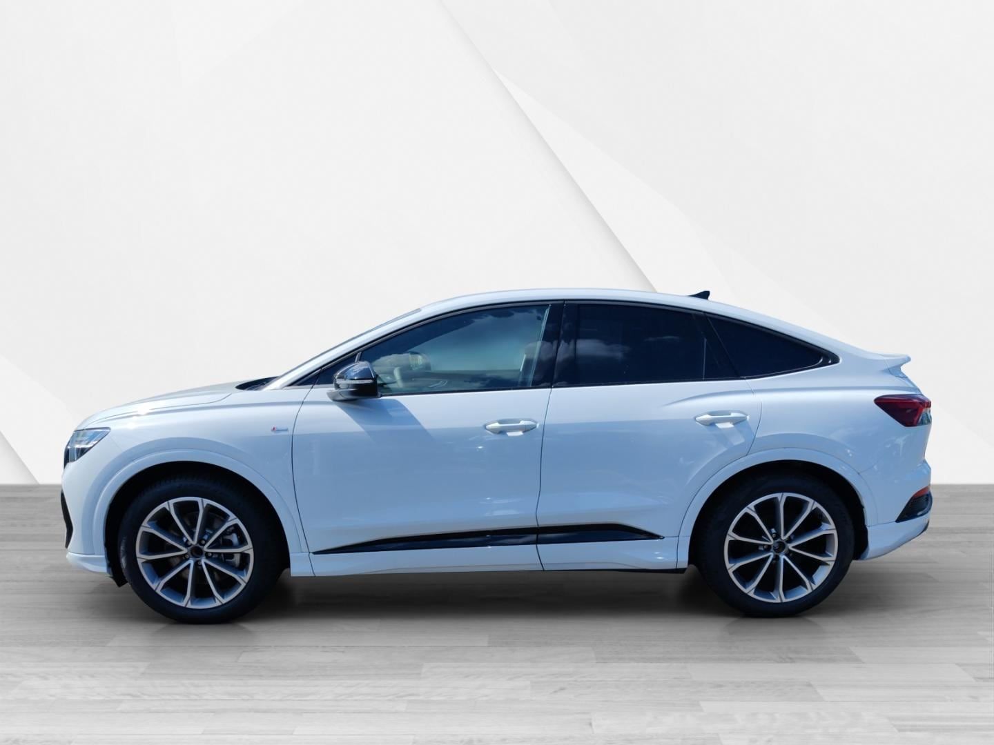 Fahrzeugabbildung Audi Q4 Sportback e-tron 40, Komfort+, 2x S Line., Ma
