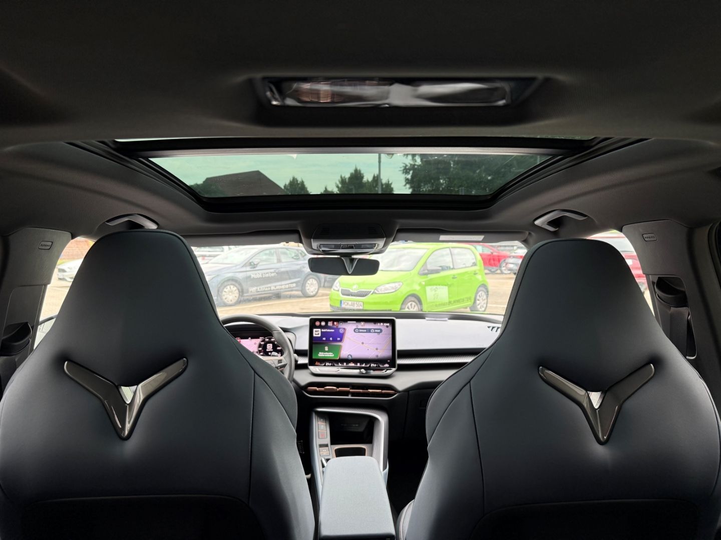Fahrzeugabbildung CUPRA Terramar 2.0 TSI 4drive VZ HUD AD Pano Navi LED