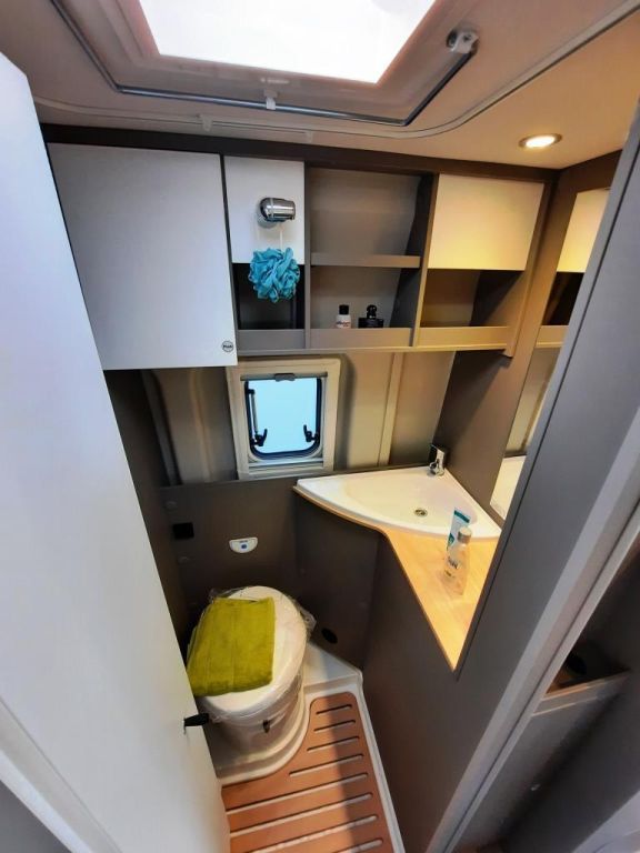 Fahrzeugabbildung LMC Innovan 600 Verfüg./Sparen Sie 12.001,- €