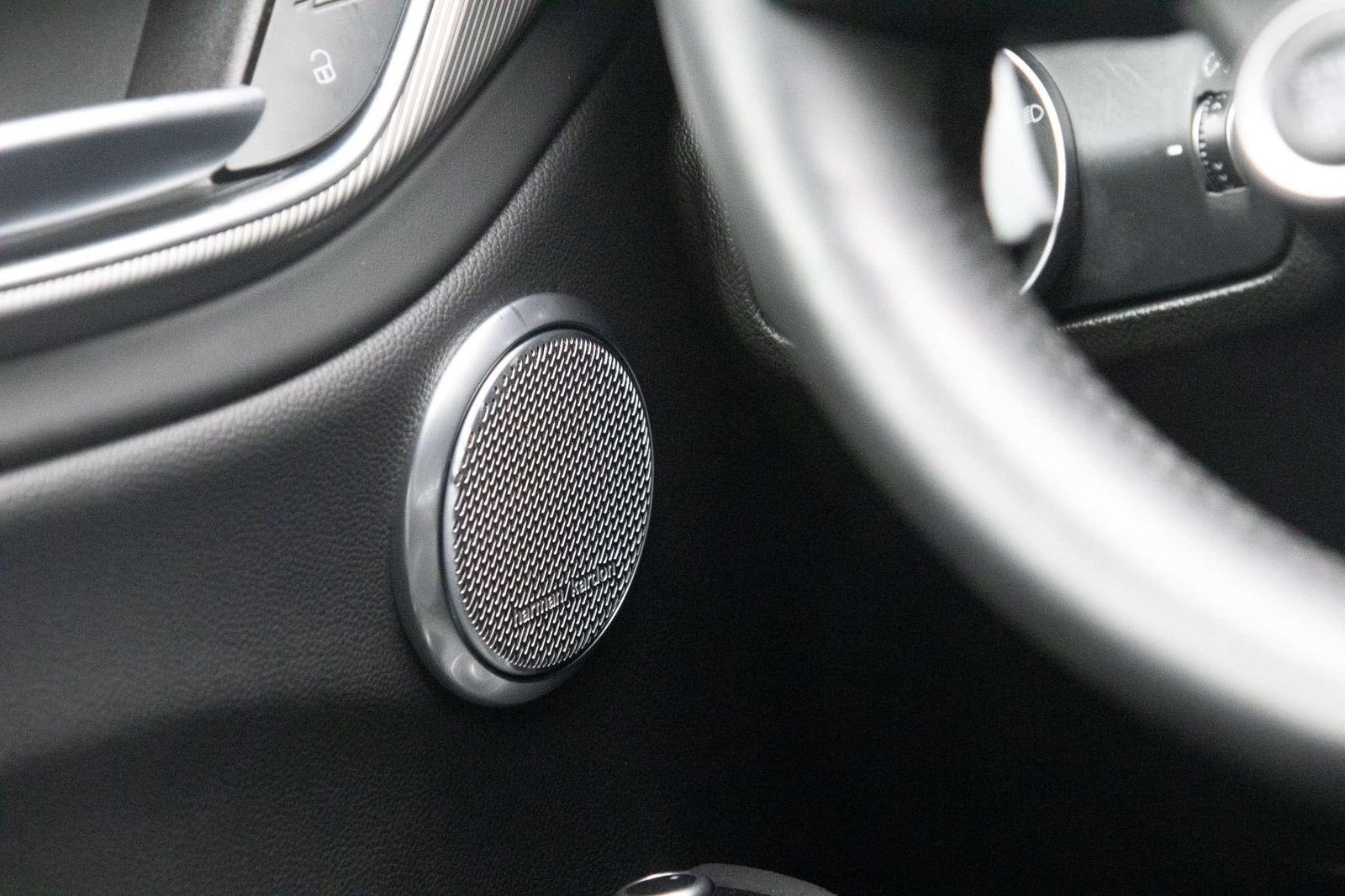 Fahrzeugabbildung Alfa Romeo Giulia MY23 Veloce 2.0T Vom AR Vertragshändler