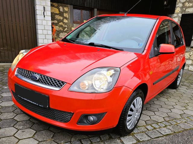 Ford Fiesta Ghia Klimaautomatik+PDC+Winterpaket