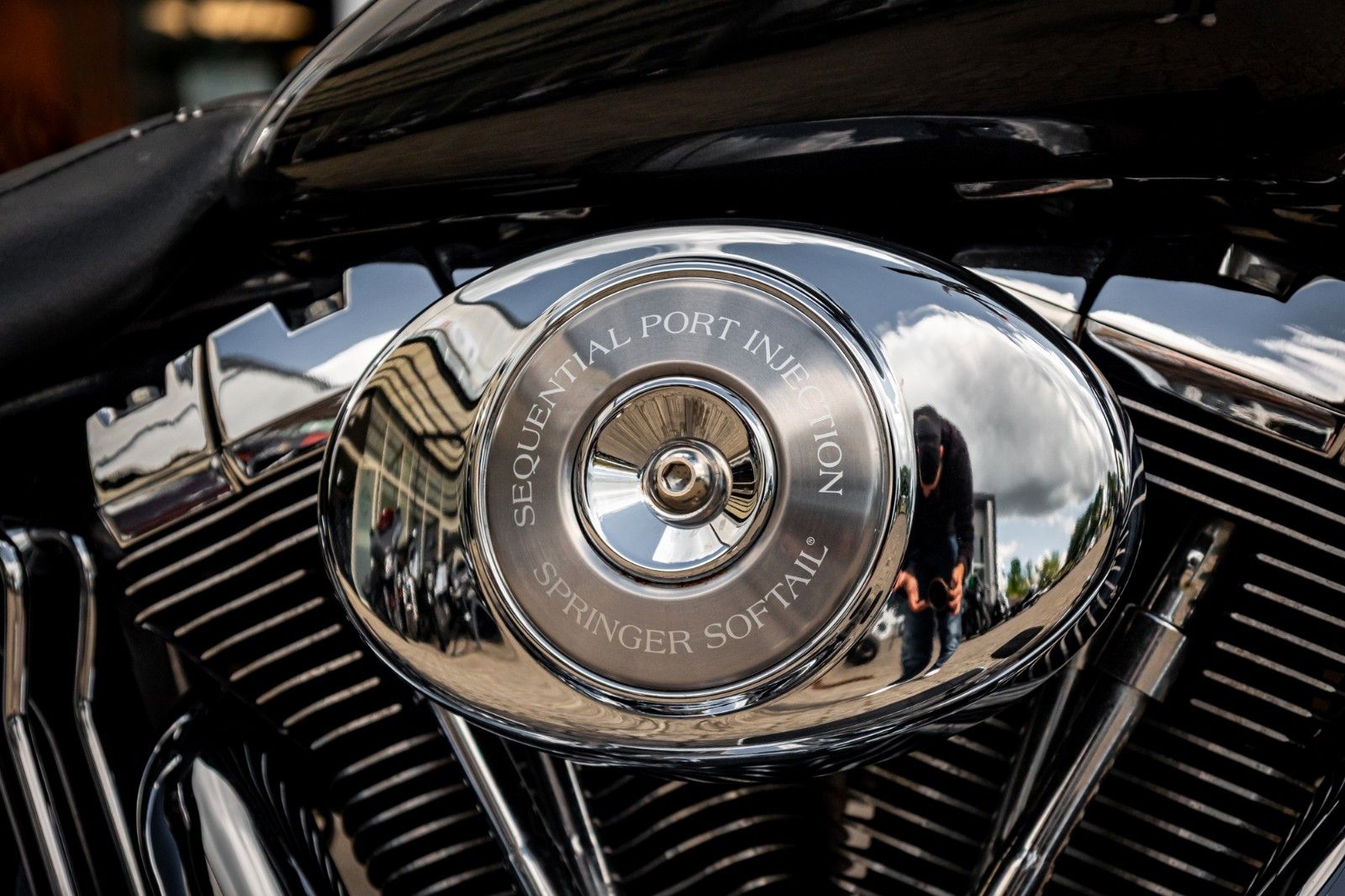 Fahrzeugabbildung Harley-Davidson FLSTSCI Springer Classic - Vance & Hines -