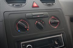 Fahrzeugabbildung Volkswagen Caddy KASTEN 1.2 TSI ECOPROFI RADIO/T-LEDER/USB