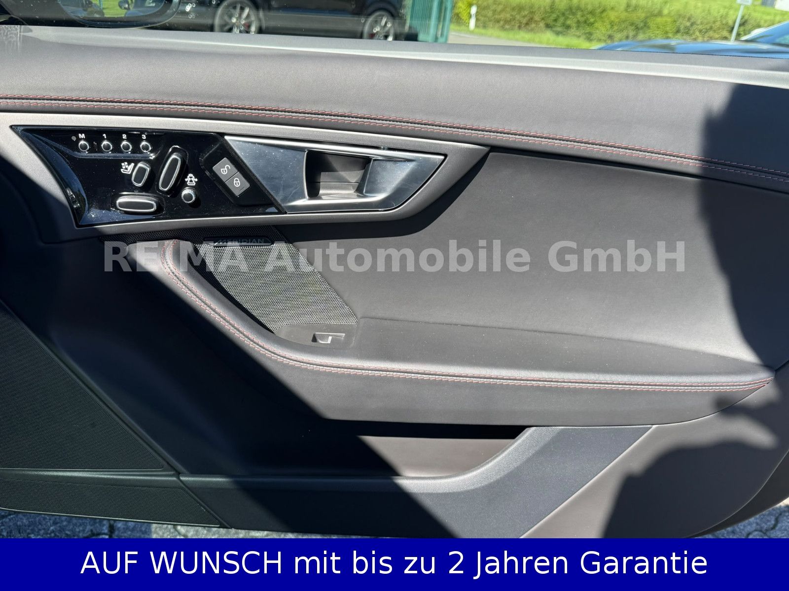 Fahrzeugabbildung Jaguar F-TYPE Coupe R  AWD, Pano, deutsche Auslieferung