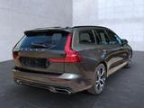 Volvo V60 R Design - Volvo V60 Gebrauchtwagen in München