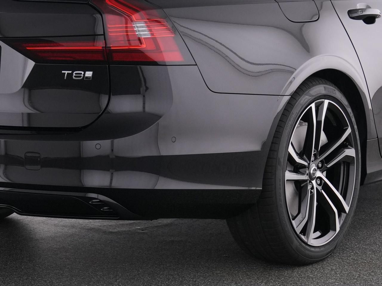 Volvo V90 T8 Recharge Ultra Dark+PANO+NAPPA+LUFT+360° foto 10