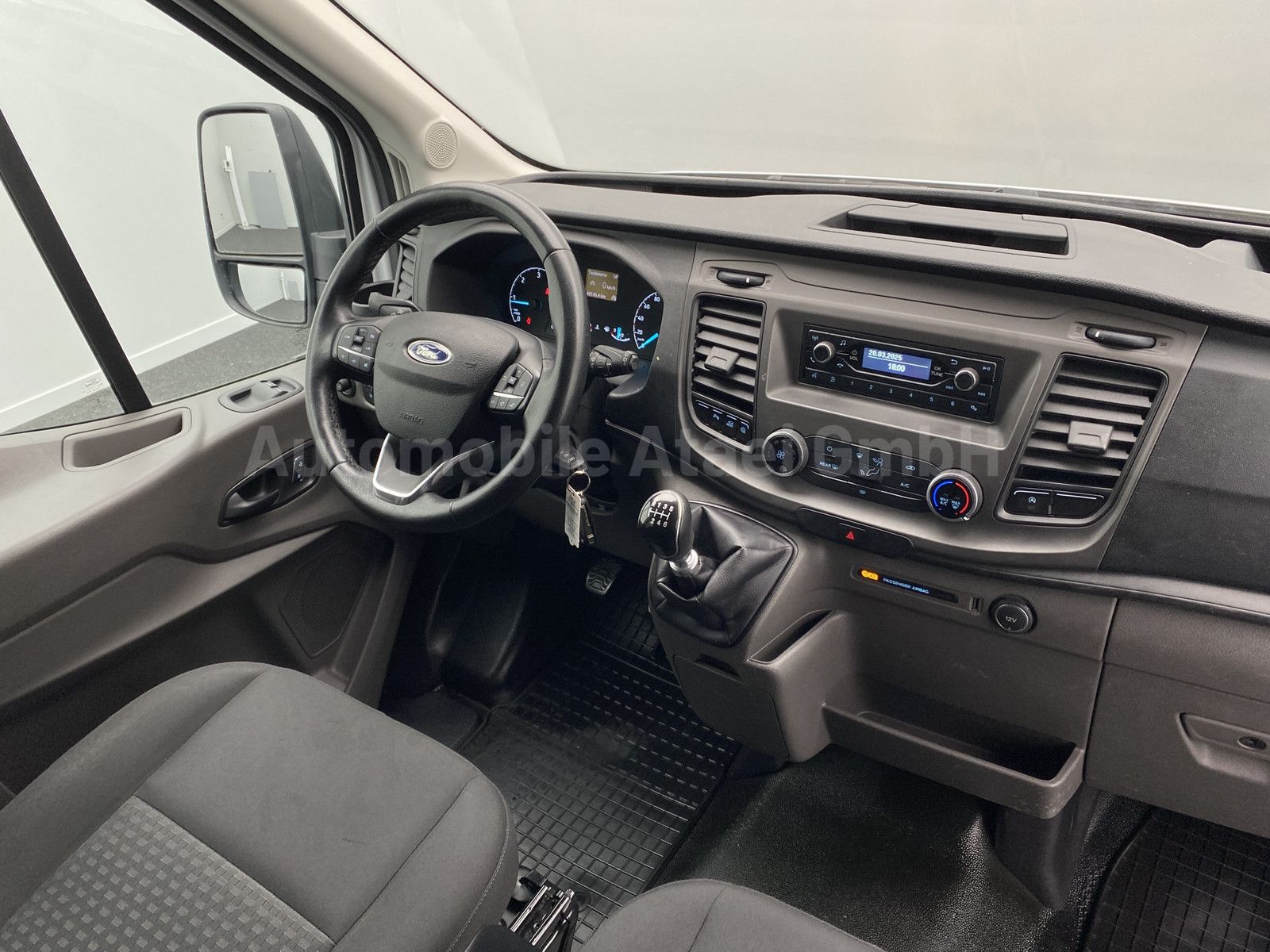 Fahrzeugabbildung Ford Transit 350 L3H2 *Rollstuhl-Rampe* 2xKLIMA (3988