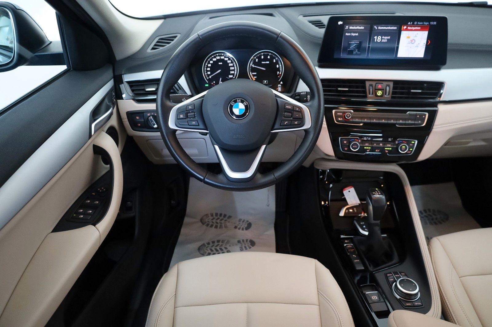 Fahrzeugabbildung BMW X2 xDrive 25e Advantage,Leder,Navi,SH,HUD,Kamera