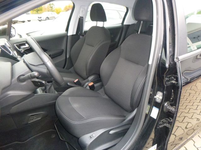 Fahrzeugabbildung Peugeot 208 Active 1.2 12V VTi >NAVI/PDC/SHZ/KLIMA<