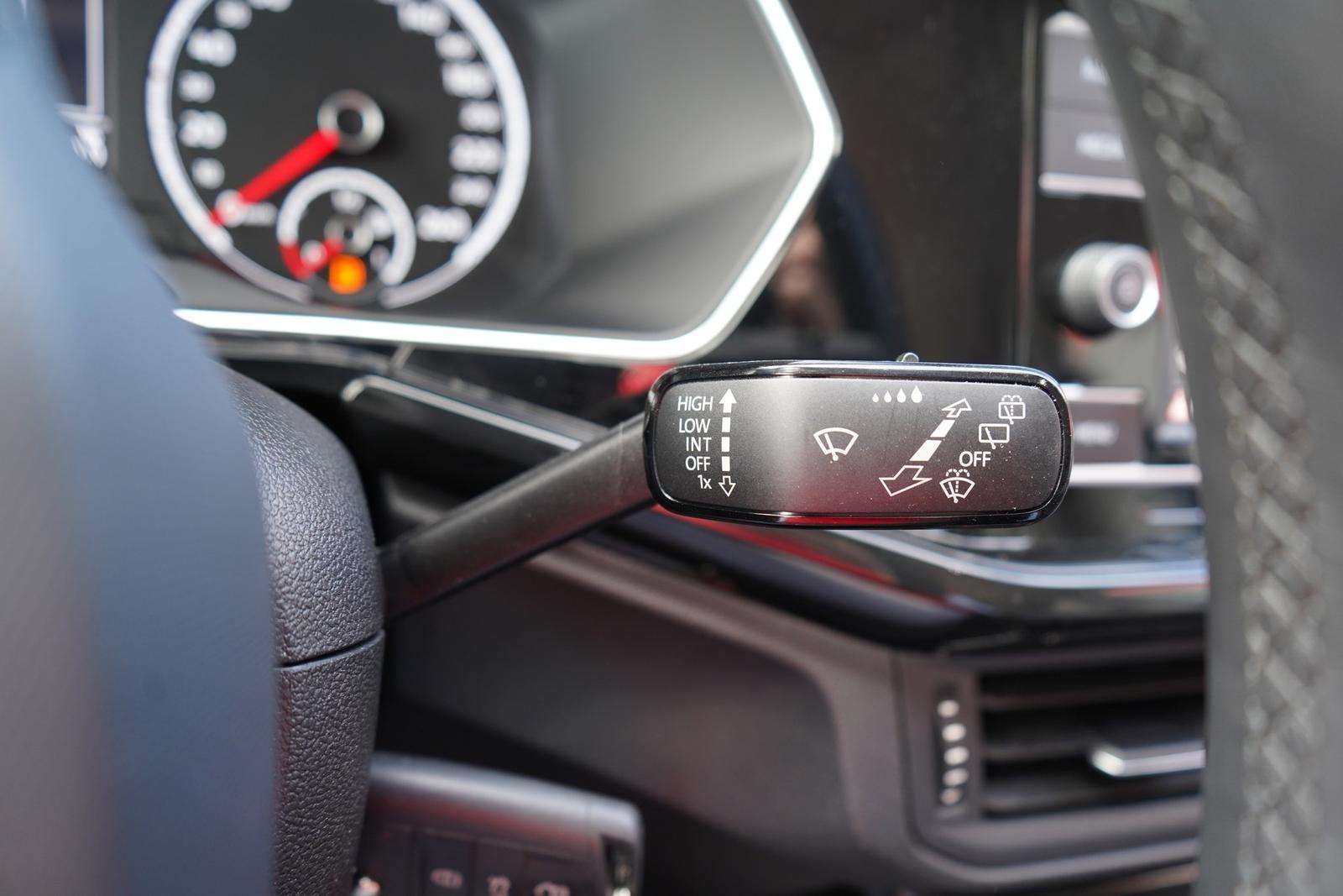 Volkswagen T-Cross 1.0 R-Line LED ACC Totwinkel App-Connect