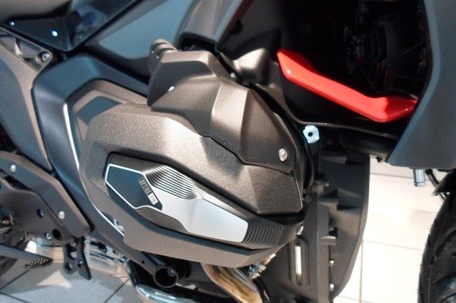 Fahrzeugabbildung BMW R1300R Option 719 Lagerfahrzeug