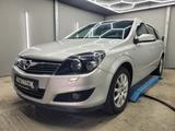 Opel Astra 1.6 Innovation  *Automatik* *Xenon* - Opel Astra Gebrauchtwagen in Münster