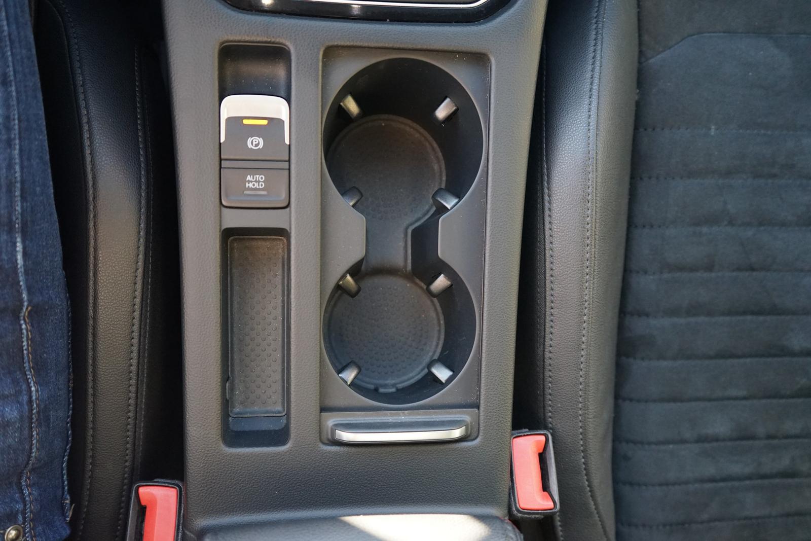 Volkswagen Passat Variant 1.8 TSI DSG R-Line LED Navi ACC