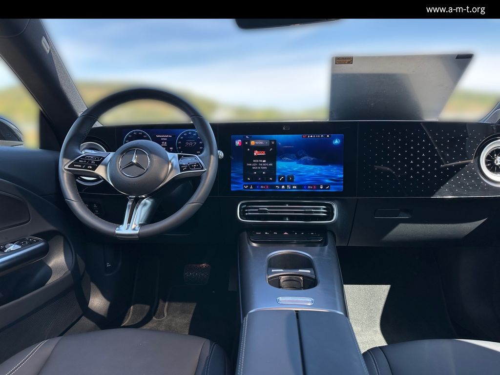 MERCEDES-BENZ CLA 250