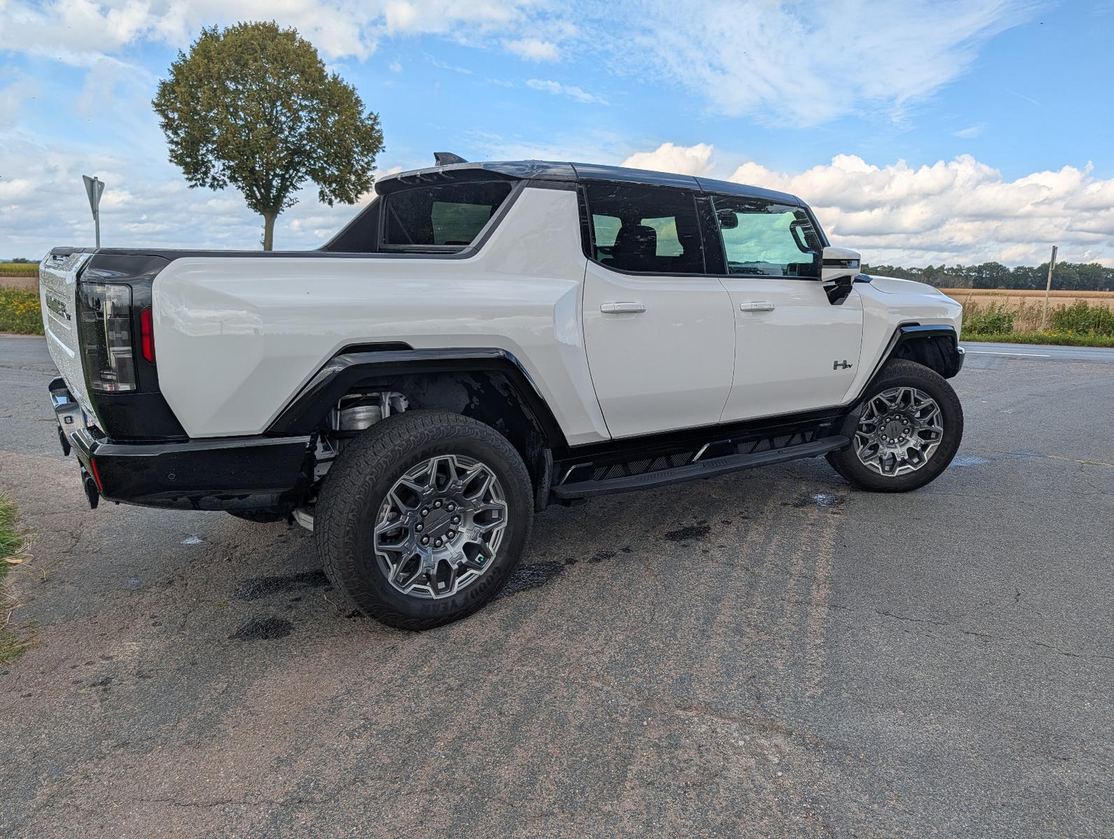 GMC Hummer EV 3X Pick up