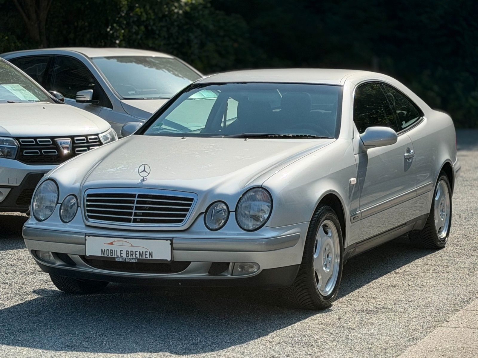 Mercedes Mercedes-Benz CLK 200 ELEGANCE 1.HAND*AHK*MEMORY*K
