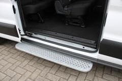Fahrzeugabbildung Ford Transit L2H2 TREND 9-Sitze AHK Markise Standheiz