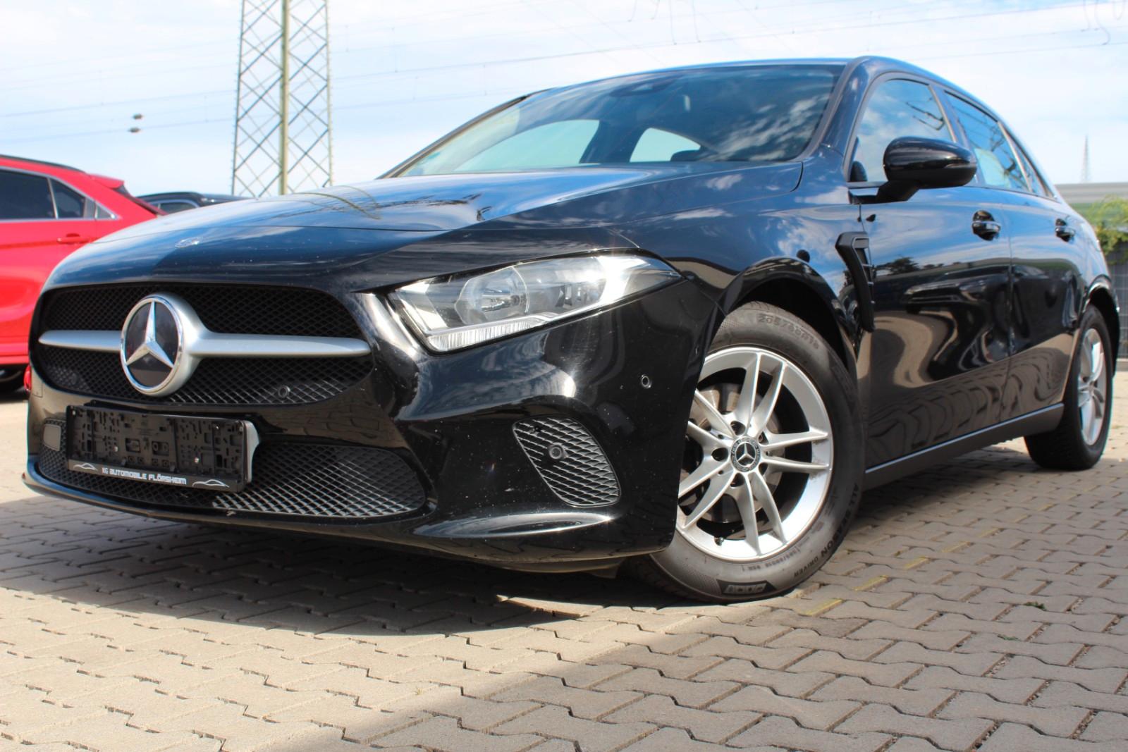 Mercedes-Benz A 180 1.4 Sitzhzg Tempomat Spurhalte Klima PDC