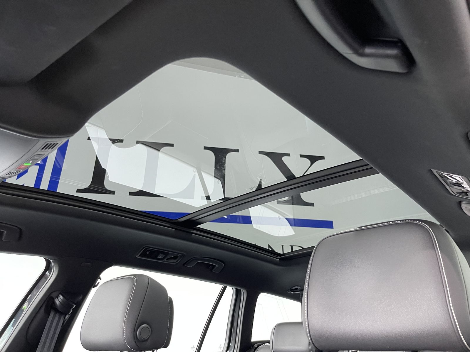 Fahrzeugabbildung Volkswagen Passat Variant Elegance 2.0 TDI*LED-Matrix*AHK*P
