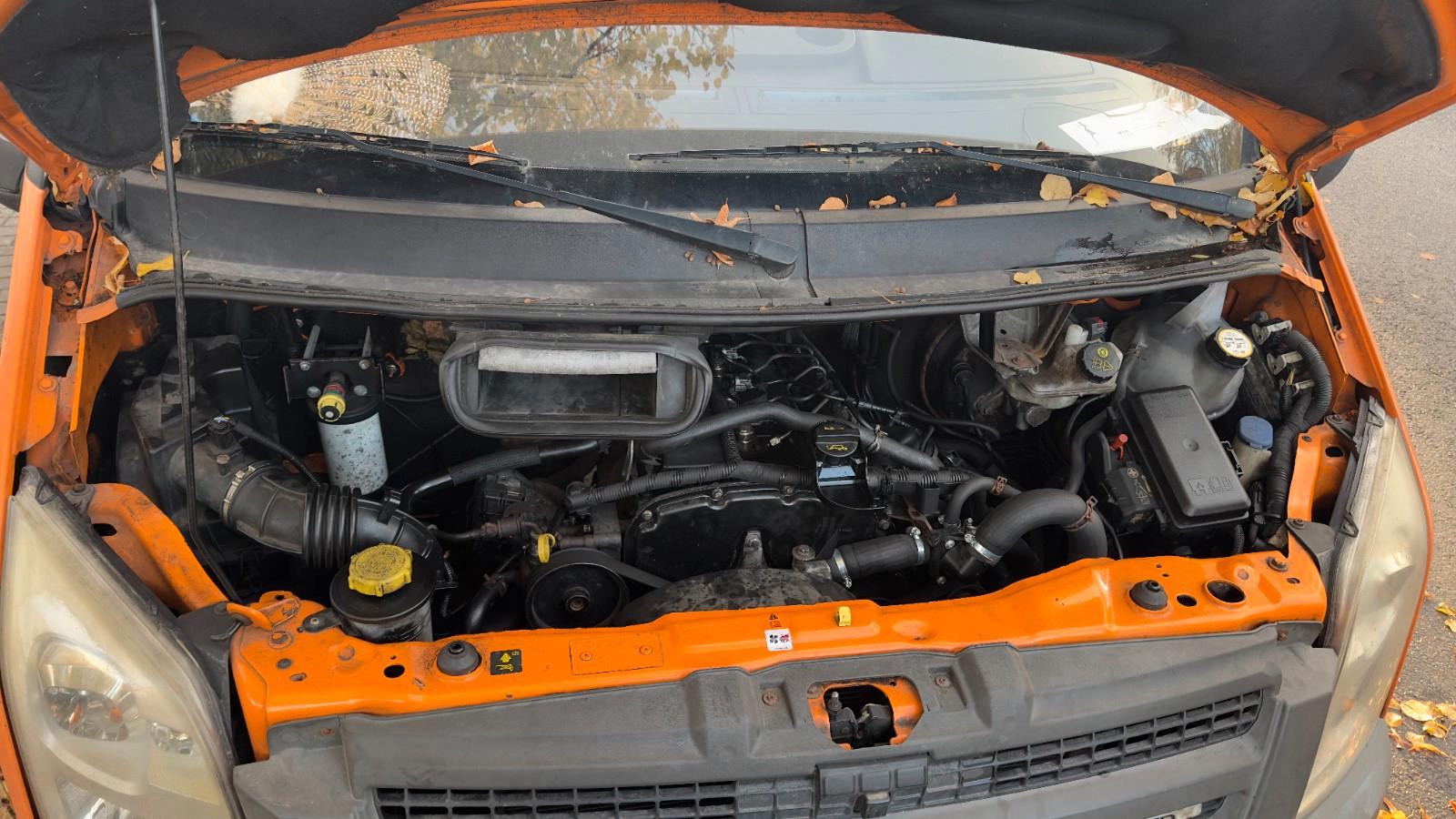 Ford Transit 2004 — photo 10