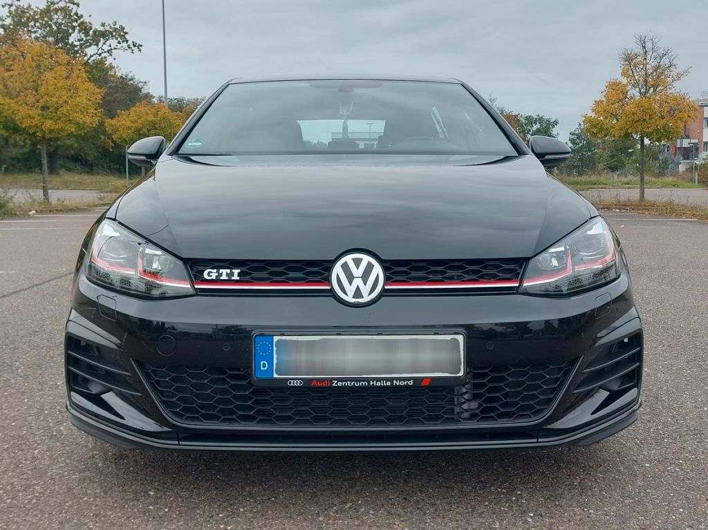 Image of Volkswagen Golf