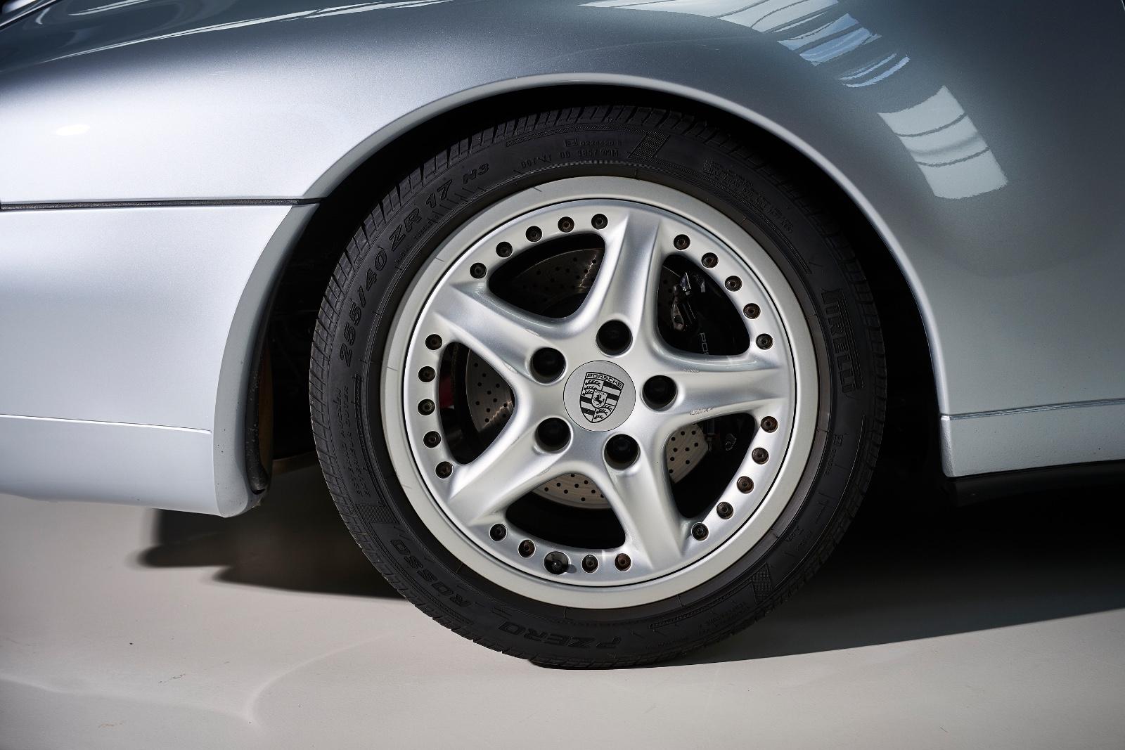 Porsche 993 Carrera 2 Coupé
