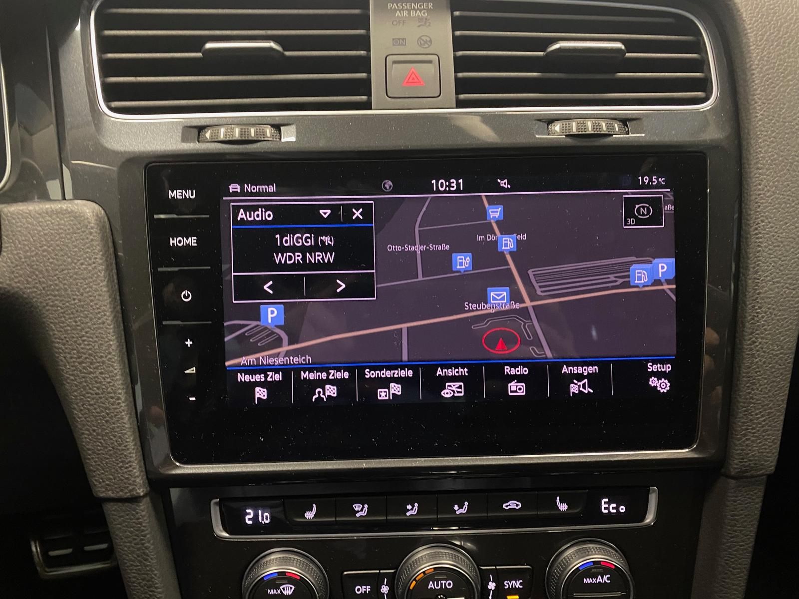 Fahrzeugabbildung Volkswagen Golf e-Golf Comfortline+ACC+RFK+NAVI+WÄRMEPUMPE