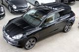 Porsche Cayenne S 14Wege BiColor TV-Fond Bose Kamera 21" - Porsche Gebrauchtwagen in Mülheim (Ruhr)