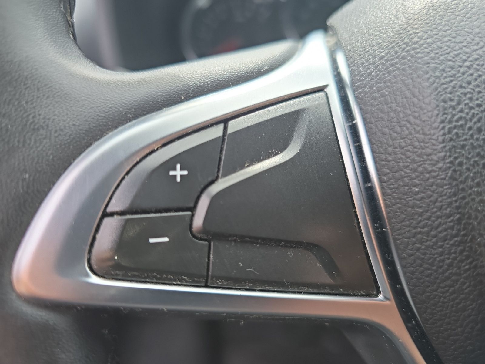 Fahrzeugabbildung Dacia Sandero II Stepway Prestige Kamera Navi Media