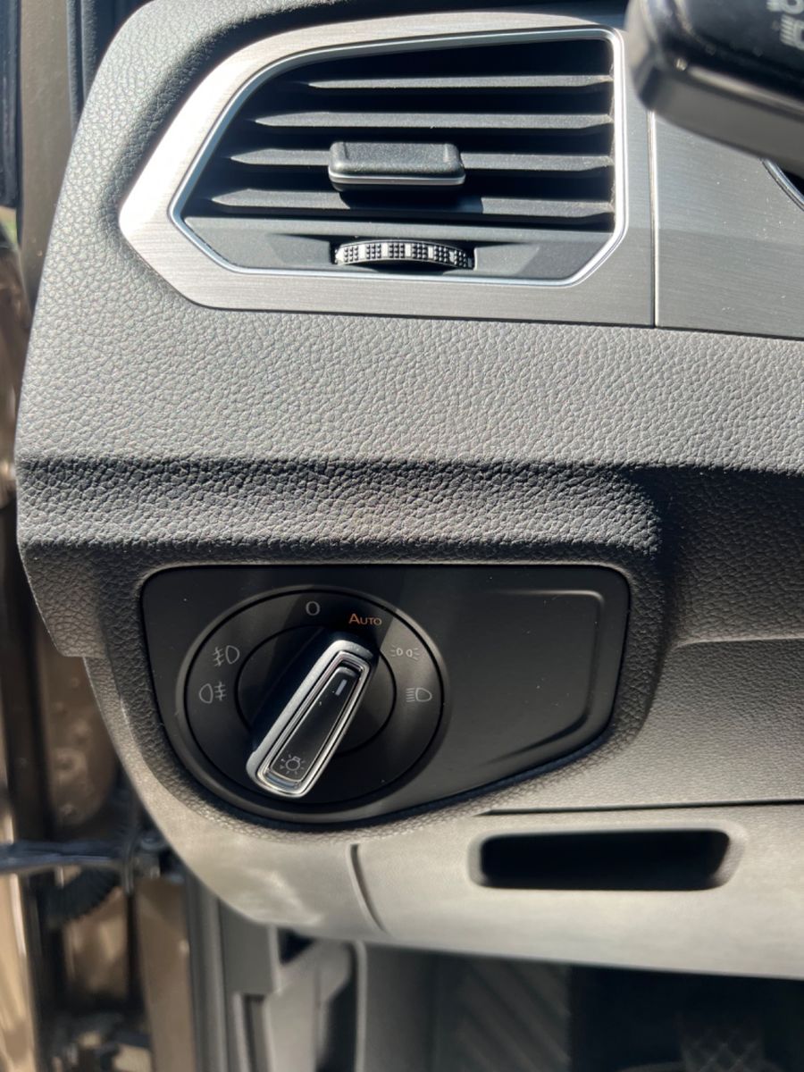 Fahrzeugabbildung Volkswagen Golf Sportsvan VII Comfortline *MASSAGE-SITZE *