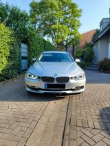 BMW 320i xDrive Touring Modern Line Modern Line - BMW 320: 320i Xdrive
