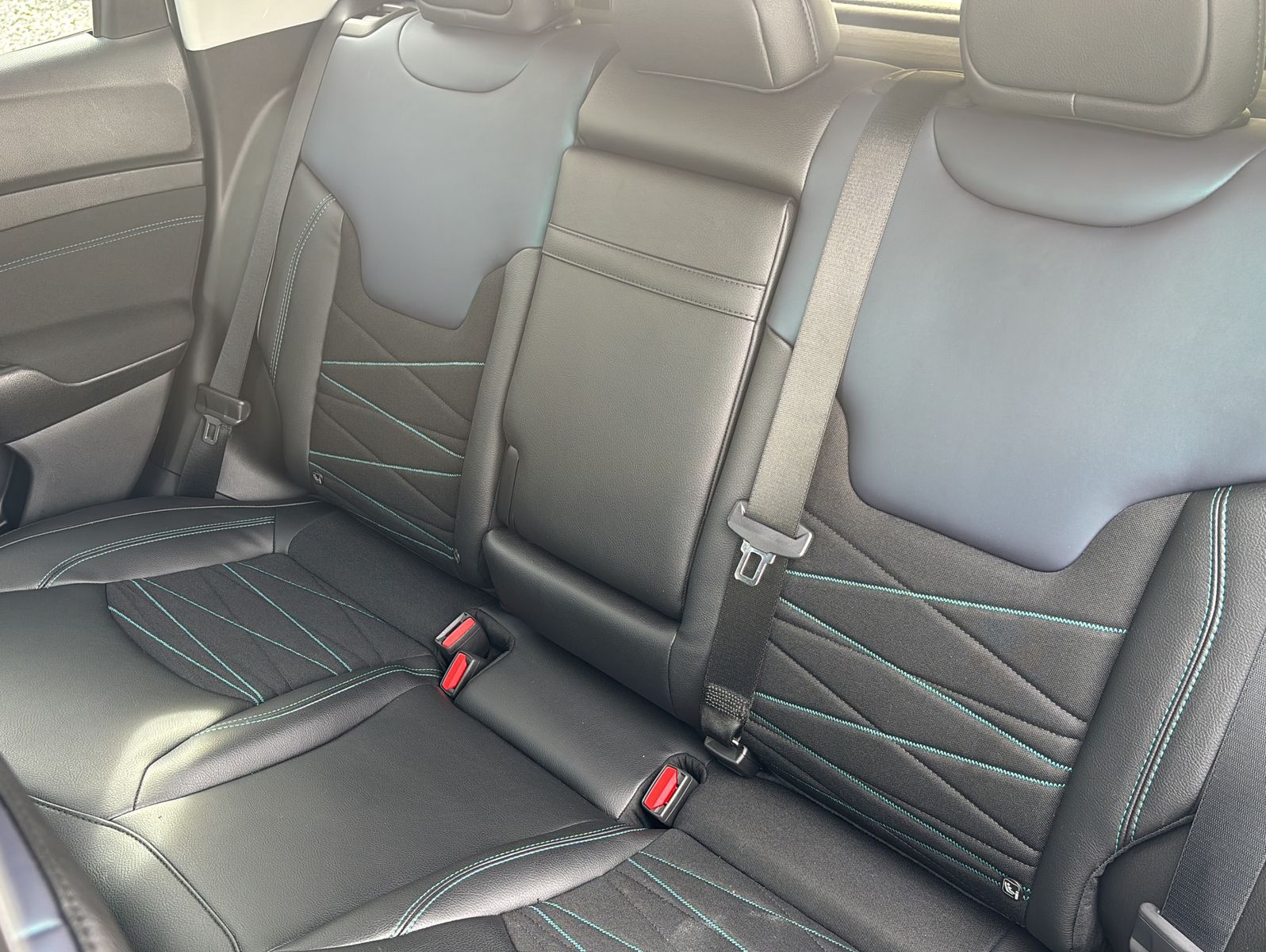 Fahrzeugabbildung Jeep Compass 1.3l T4-PHEV Upland 4xe 177kW