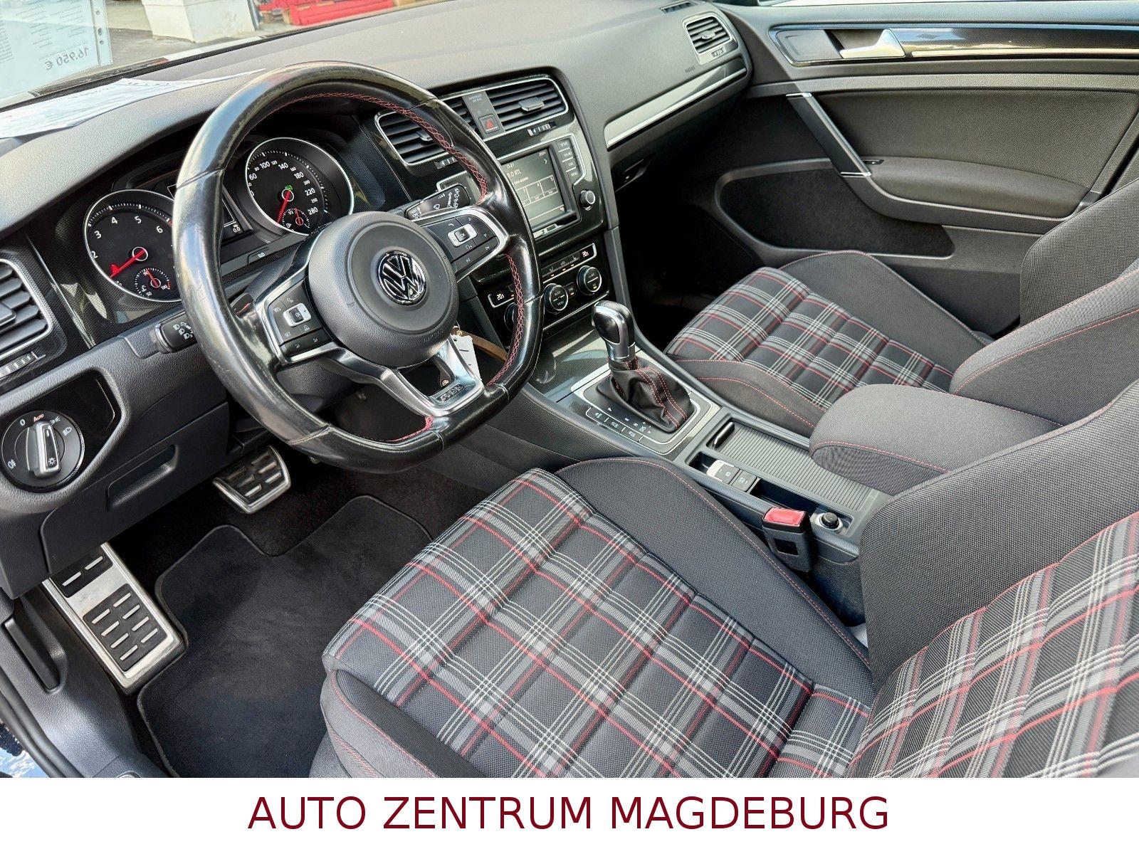 Volkswagen Golf VII Lim. GTI *BI-XENON*STANDH*DCC*TEMPOMAT*