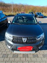 Dacia Logan MCV TCe 90 S/S Stepway Celebration Ste...