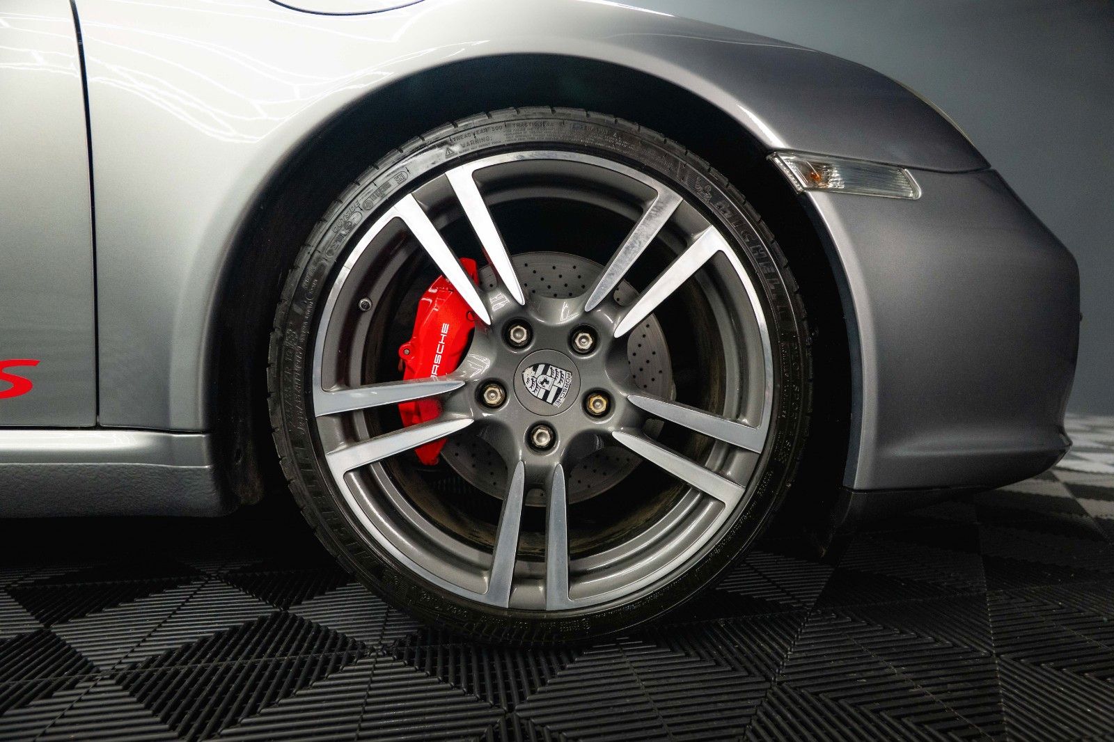 Fahrzeugabbildung Porsche 997.2 911 Carrera S Coupe Sport Chrono+ Bi-Xenon