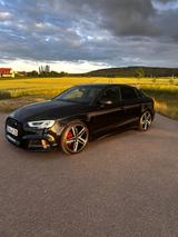 Audi S3 Limousine S tronic | Matrix LED | B&O  - gebrauchte Audi S3 aus dem Jahr 2019