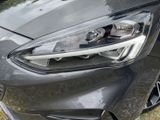 Ford ST-LINE/182PS/8fachAlu/Navi/Kam/Win/VOLL - Ford Focus mit Benzin-Antrieb: Kombi, 1.8