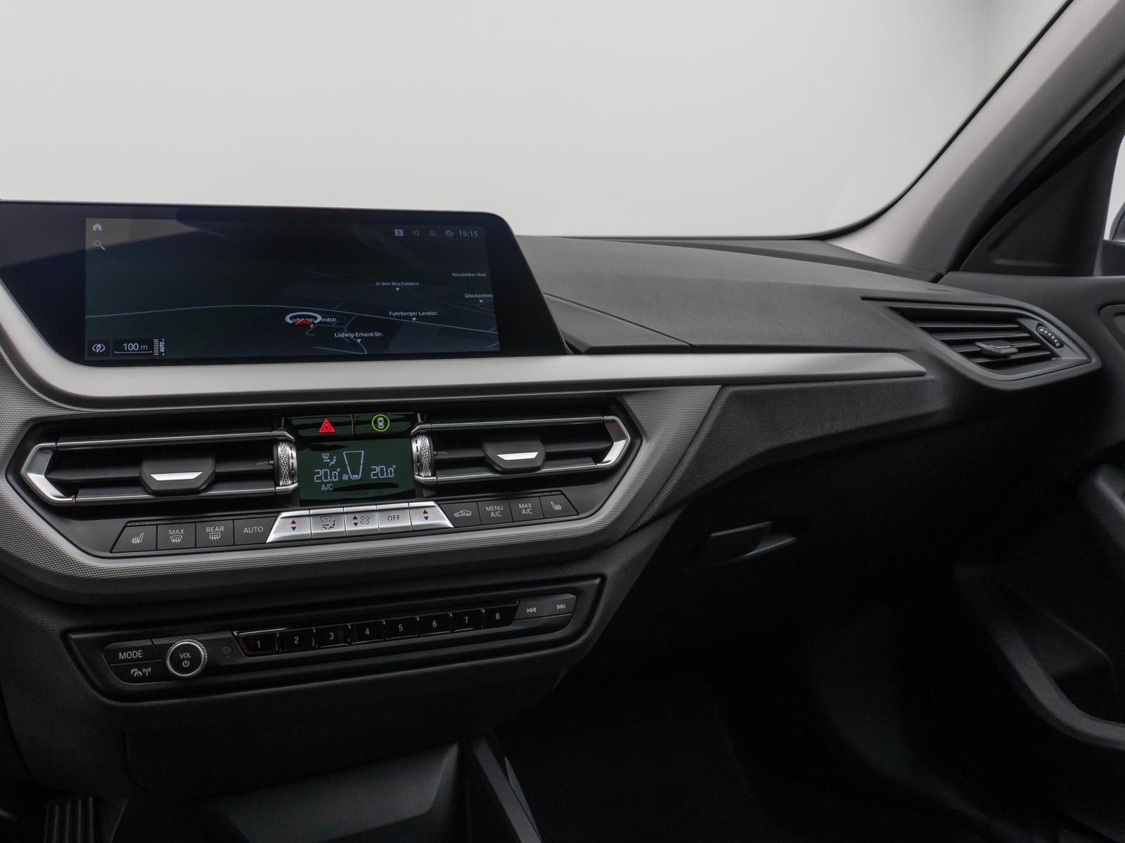 BMW 118 i Panorama DAB CockPitPro Lenkrhzg PDC LED, миниатюра 21