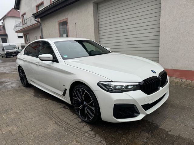 BMW 530 d Lim. M Sport*AHK*LED*Kamera*20 Zoll*Hifi*