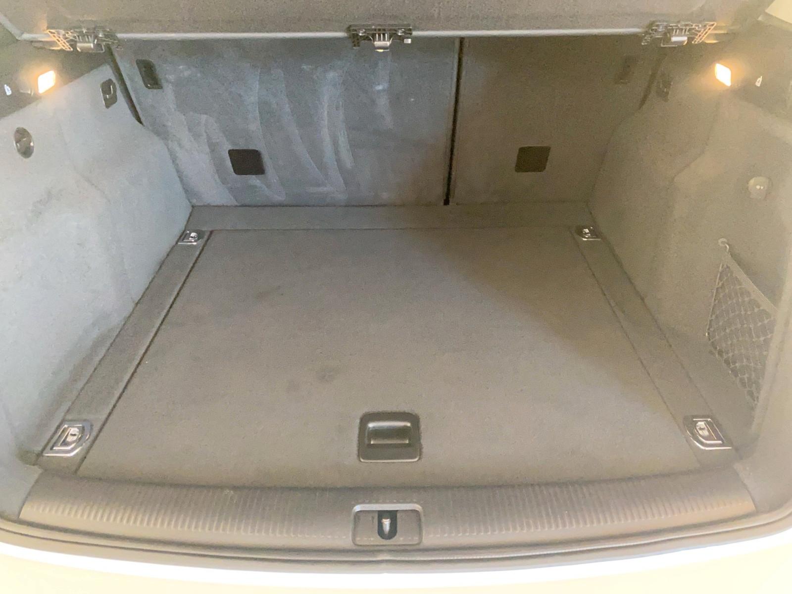 Audi Q5 2.0 TDI 130 kW quattro - E.KLAPPE - NAV - SHZ