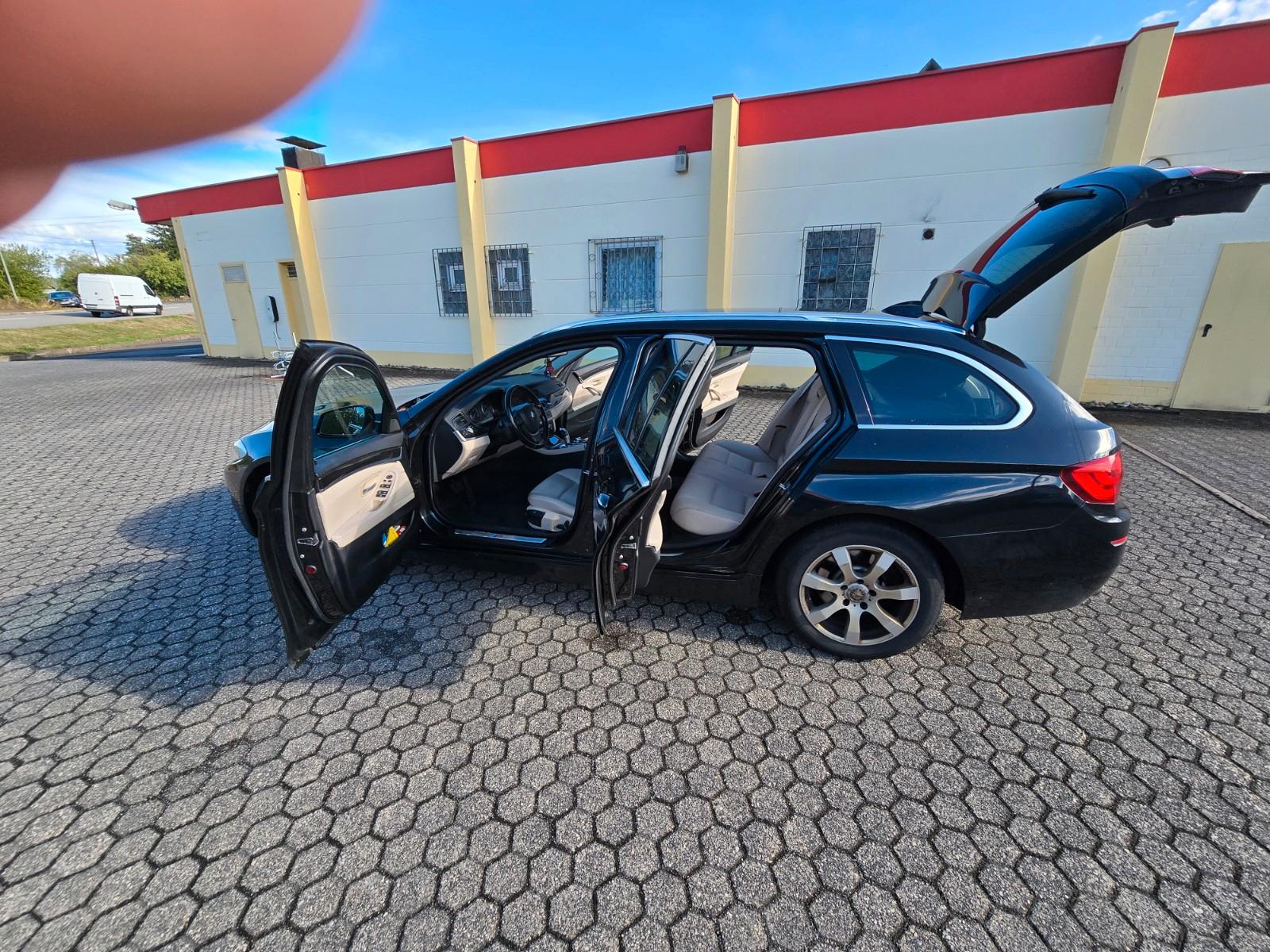 BMW 520 2012 — photo 7