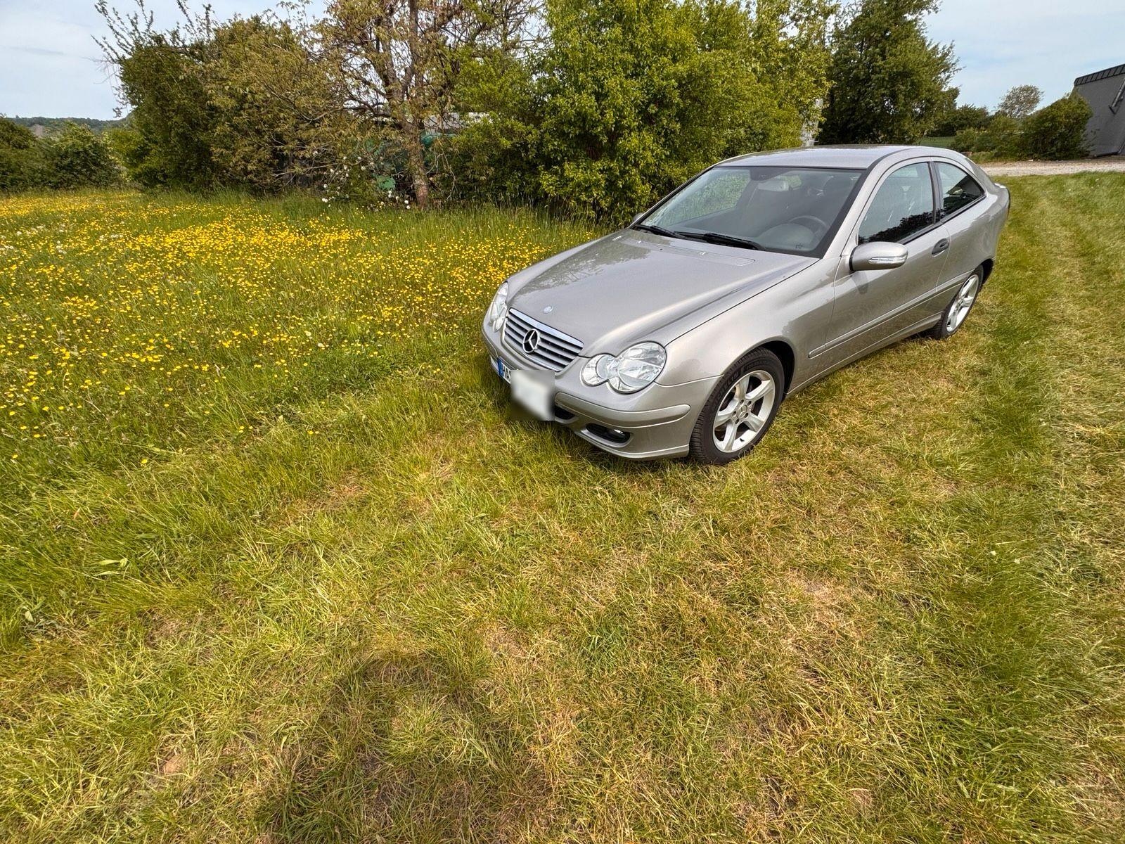 Mercedes-Benz C 180