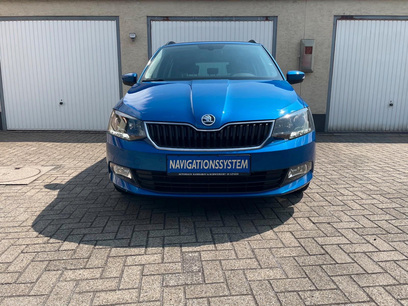 Skoda STYLE 1HD APPLECAR NAVI KEYLESS TEMPO SHZ PDC