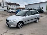 Skoda Fabia 1.2 TSI Kombi *1.HAND*STEUERKETTE NEU* - Skoda Fabia mit Anhängerkupplung