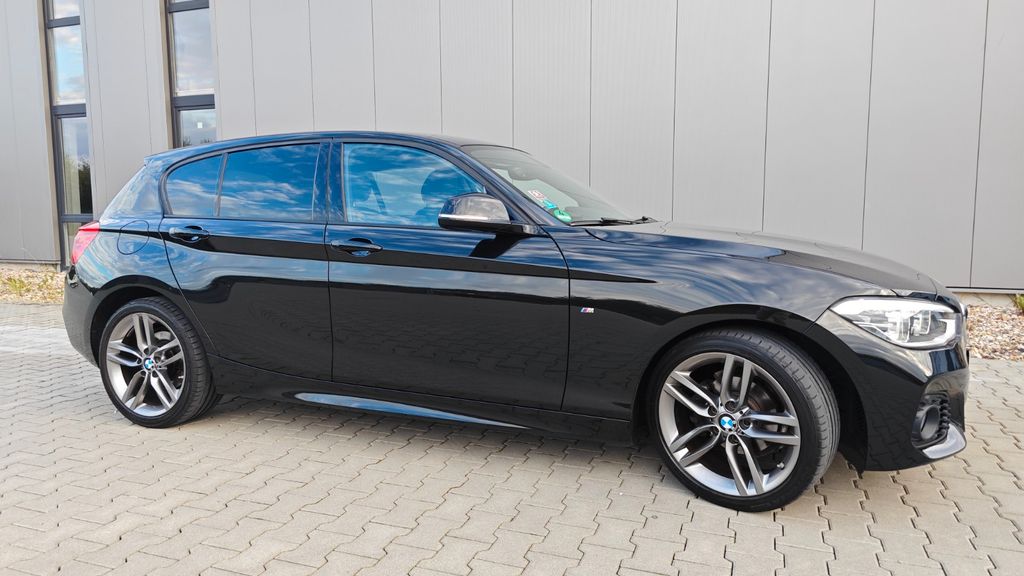 Image of BMW 118